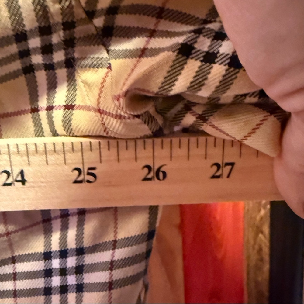 Burberry London Vintage Nova Check T-Shirt (XL) - Picture 7 of 7